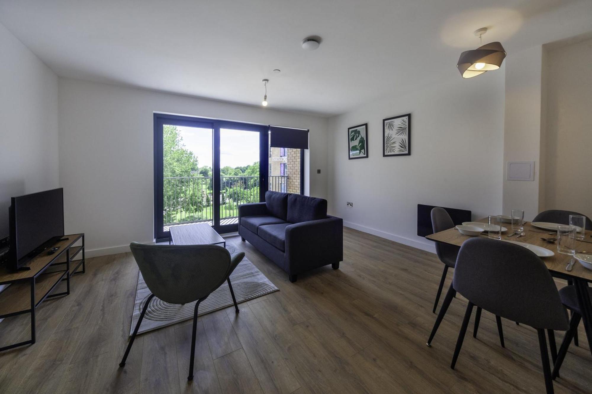 Lovely 2 Bedroom Apartment In Central Ashford แอชฟอร์ด ภายนอก รูปภาพ