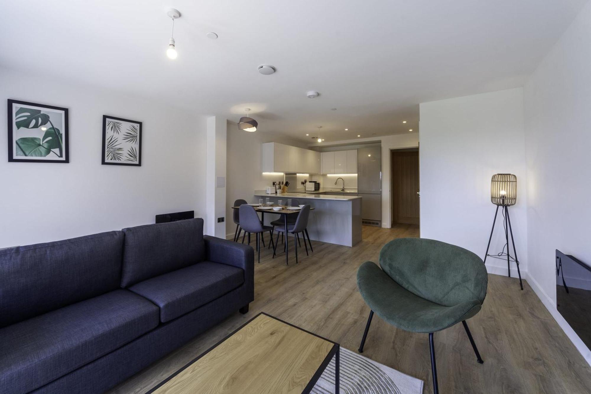 Lovely 2 Bedroom Apartment In Central Ashford แอชฟอร์ด ภายนอก รูปภาพ